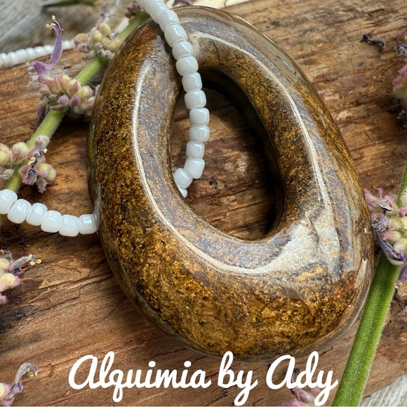 Alquimia Jewelry - BOHO TIGER'S EYE SUPER CHUNKY AND BIG PENDANT BEADED NECKLACE